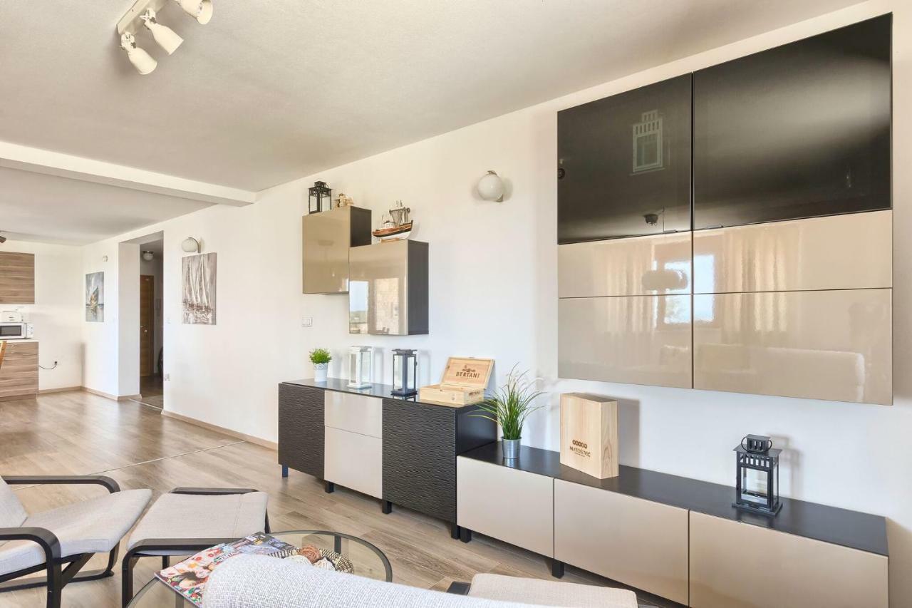 Apartment Peninsula Liznjan Luaran gambar