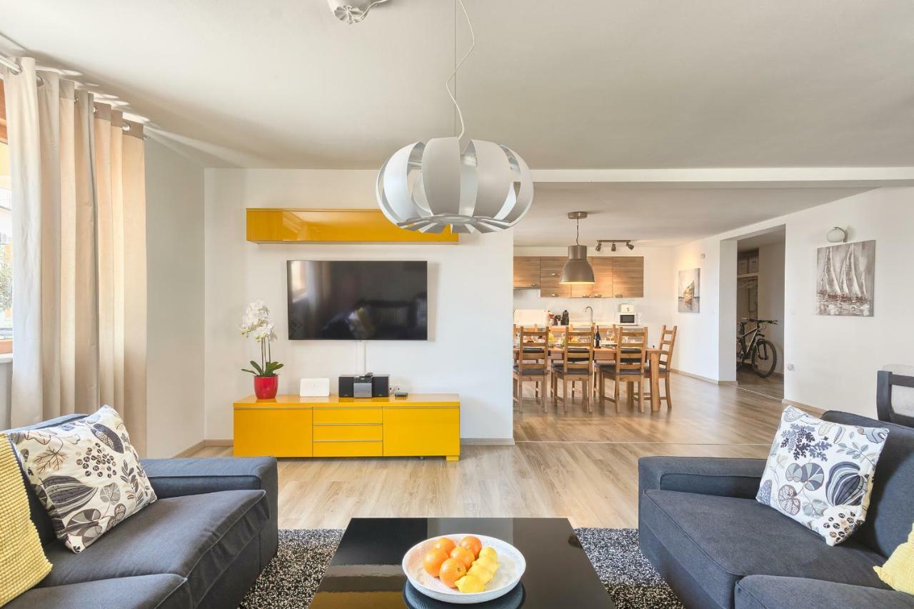 Apartment Peninsula Liznjan Luaran gambar